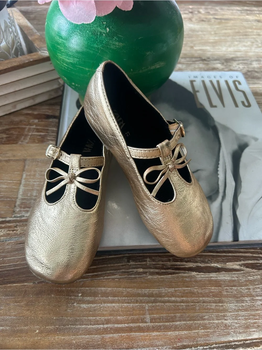 Zara Gold Metallic Toddler Mary Jane Shoes with Bow Strap